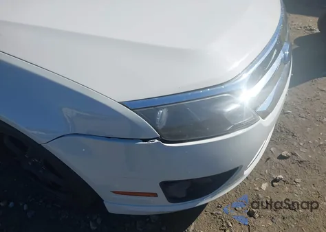 2011 Ford Fusion Se z USA, uszkodzony, nr VIN 3FAHP0HA8BR205859